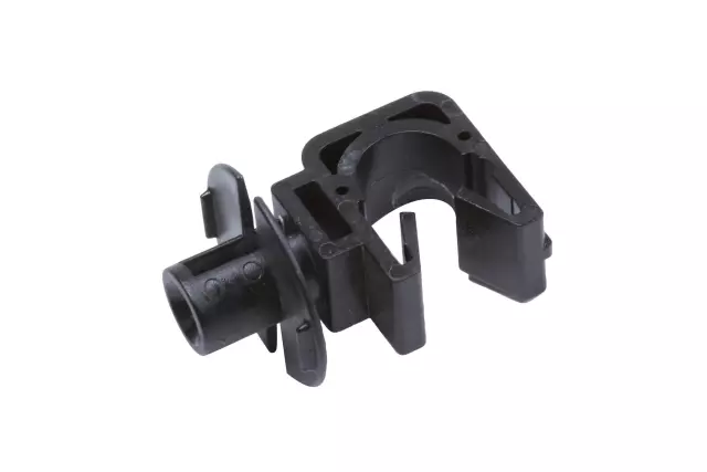 13303884 - : Multi-Purpose Clip for GM Image
