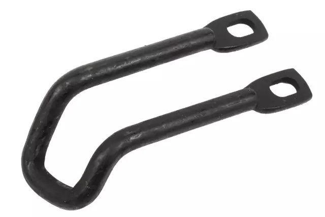 1996-2003 GM Door Lock Striker Plate - GM (15985540)