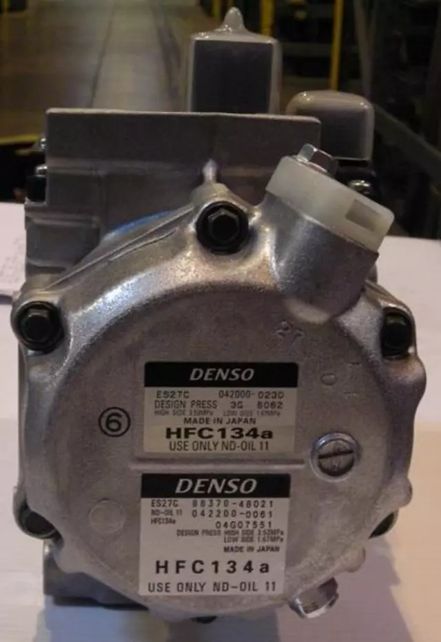 Compressor - Toyota (88370-48021)