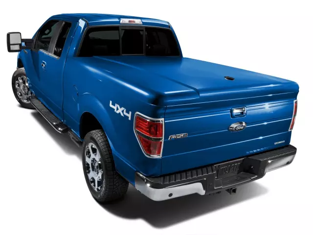 VDL3Z99501A42BP - Exterior: Tonneau Covers, Hard Painted By Undercover for Ford Image