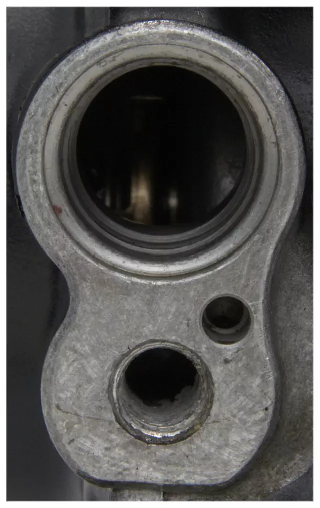 Air Conditioning Compressor, Remanufactured - GM (19192173)