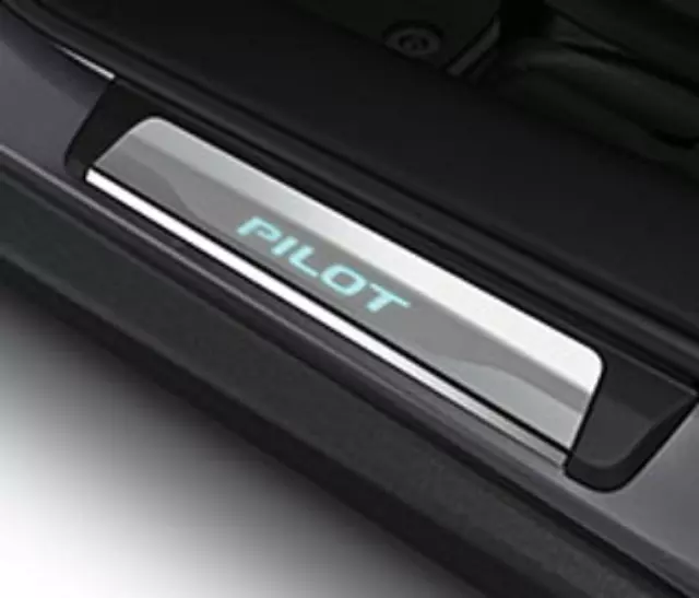 8E12TG7100B - Exterior: 2019-2022 Honda Pilot Illuminated Door Sill Trim for Honda: Pilot Image
