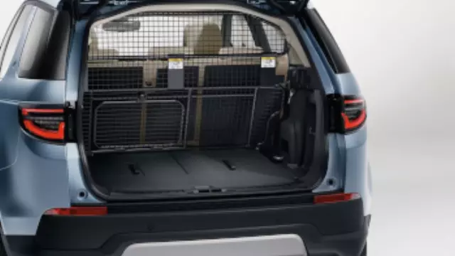 VPLCS0299 - : Luggage Partition - Full Height for Land-Rover Image