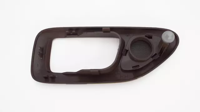 1995-1997 Toyota Avalon - Handle Bezel - Toyota (69277-07020-E1)