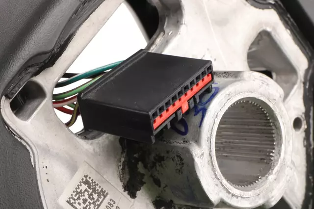 Black Steering Wheel - GM (84805004)