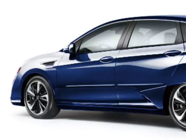 8P05TRT170 - Exterior: 2019-2021 Honda Clarity - Moldings Body Side for Honda: Clarity Image
