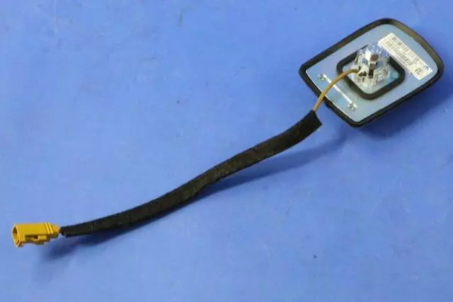 Cable & Base Assy Antenna - Mopar (5NU66JSCAB)