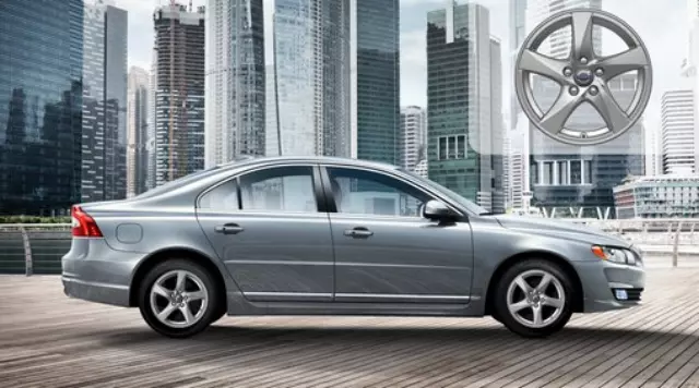 31428643 - : Aluminum Rim Hera 7 X 16in - Silver for Volvo: V60 Cross Country Image