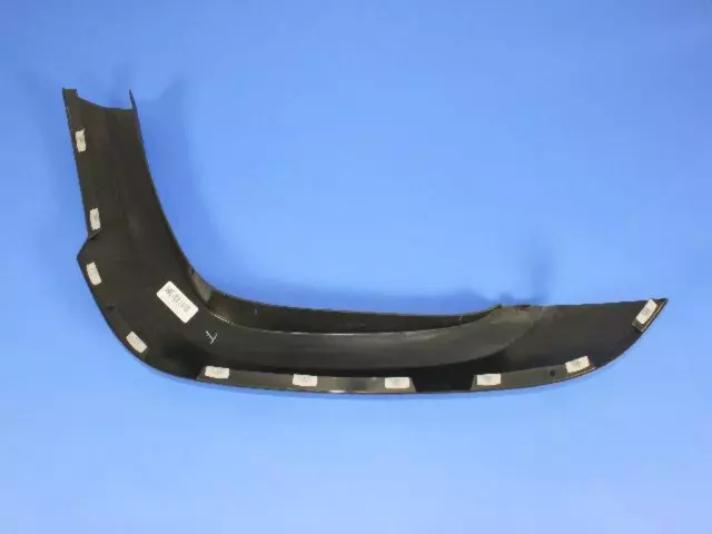 Fender Wheel Opening Applique, Right - Mopar (5JH46CD7AF)