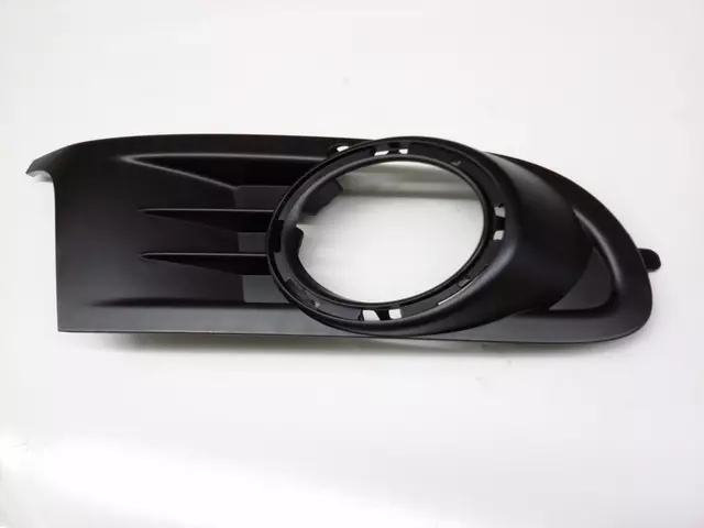 Air Grille - Volkswagen (5K0-853-666-9B9)