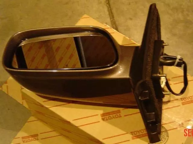 Mirror Assembly - Toyota (87940-02915)