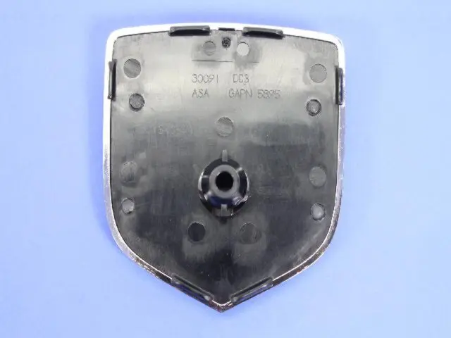 Fascia Medallion - Mopar (5113408AA)