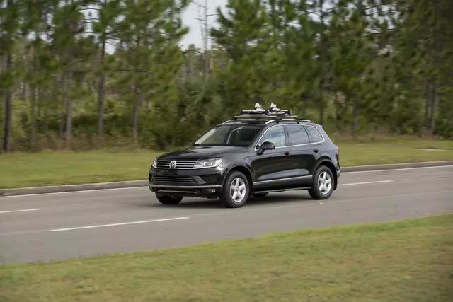 Ski And Snowboard Holder - Volkswagen (000-071-129-N)