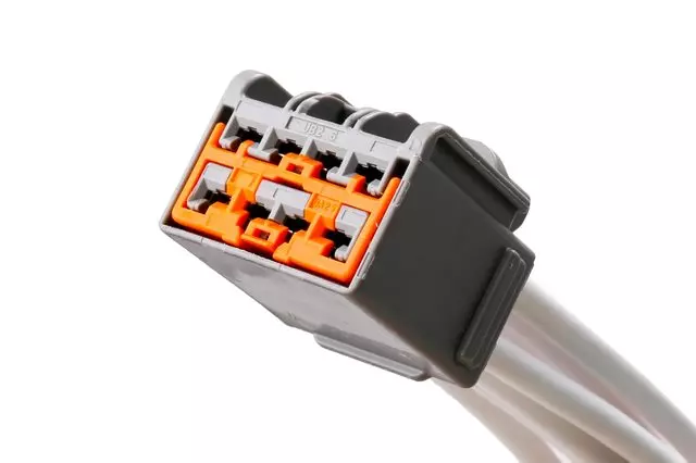 19367558 - : Multi-Purpose Pigtail Kit for GM Image