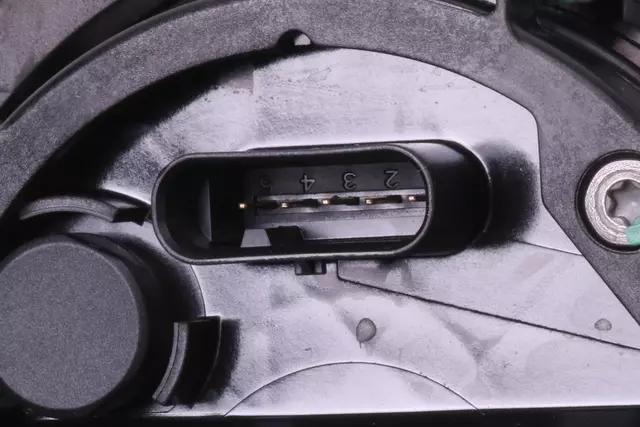 Generator Control Module Coolant Pump - GM (13596217)