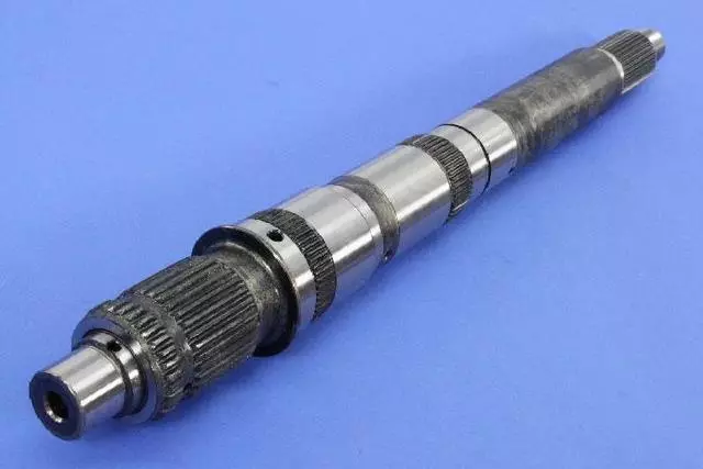 Transfer Case Mainshaft - Mopar (68207377AB)