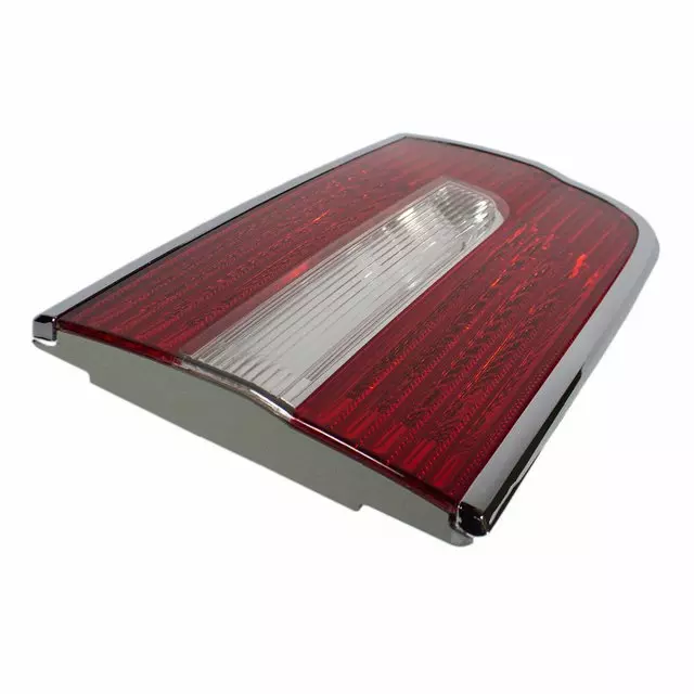 Backup Lamp Assembly - Ford (8L7Z-13404-B)