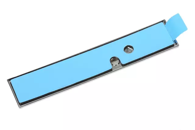 20903627 - Body: Nameplate for Cadillac: Escalade | Hummer: H3 Image