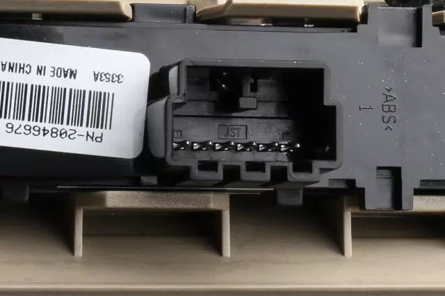 Light Neutral Roof Console - GM (23225690)