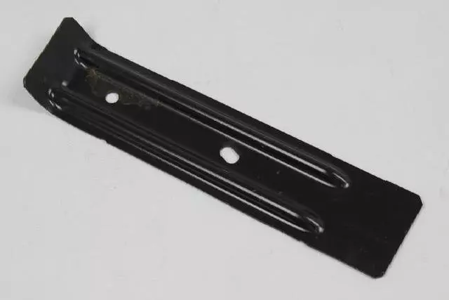 Quarter Panel To Wheelhouse Reinforcement, Right - Mopar (68070858AA)