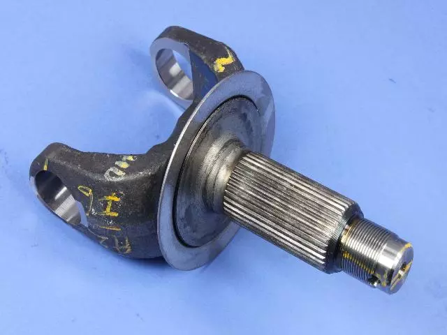 Stub Shaft - Mopar (68065441AA)