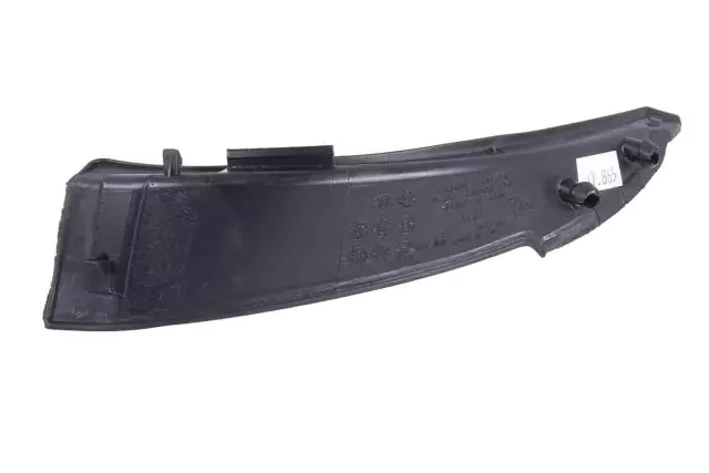 Passenger Side Air Inlet Grille Panel Extension - GM (23227084)