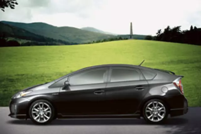 PT9384712021 - Exterior: Ground Effects Kit for Toyota: Prius Image