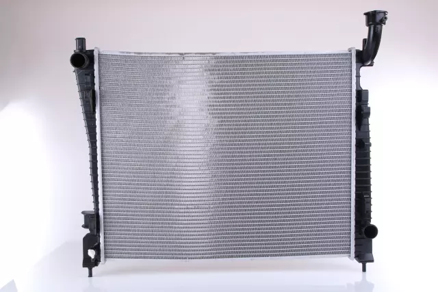 61033 - : Radiator - Replaces JEEP 55038001AH, 55038001AH, 00K55038001AH for NISSENS Image