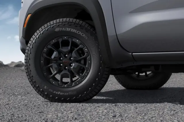 T99W19BU3K - : 17" Two-Tone Beadlock-Style Aluminum-Alloy Wheels for Nissan: Frontier Image