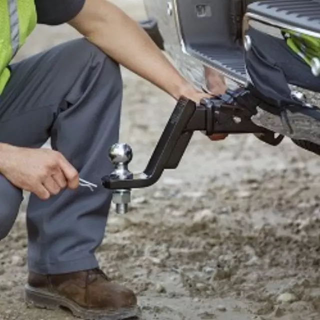 Trailer Hitch - GM (22994291)