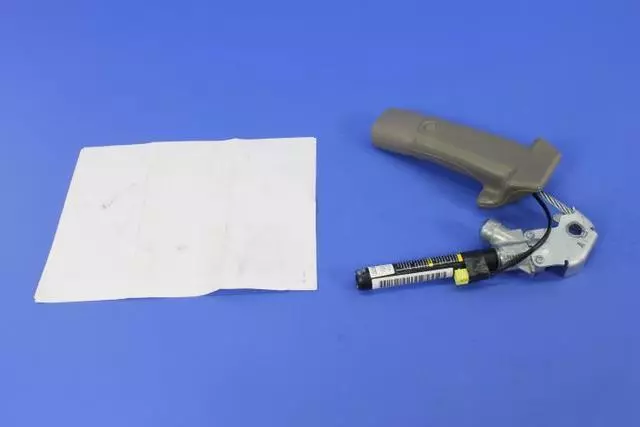 Front Inner Seat Belt, Right - Mopar (WP141J3AE)