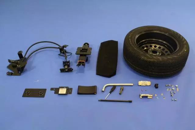 Emergency Kit - Mopar (82214739AH)