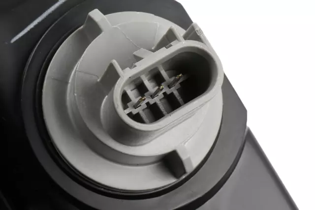 25970909 - : Driver Side Headlamp for Chevrolet: Trailblazer, Trailblazer EXT Image