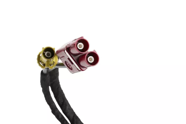 84423821 - : Crystal Claret High Frequency Antenna for Cadillac: Escalade, Escalade ESV | Chevrolet: Suburban, Tahoe | GMC: Yukon, Yukon XL Image