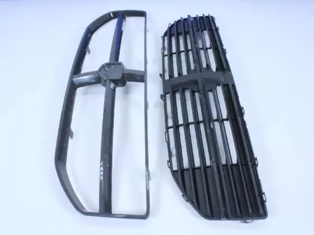 68050326AA - Exterior Ornamentation: Radiator Grille for Dodge: Caliber Image