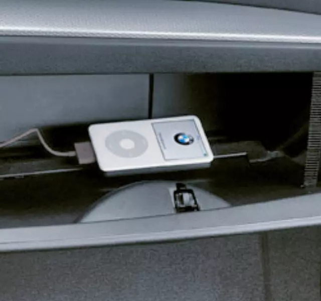 65110439425 - Audio/Video: Ipod Interface Adapter for BMW: 525i, 525xi, 528i, 530i, 535i, 550i, Z4 Image