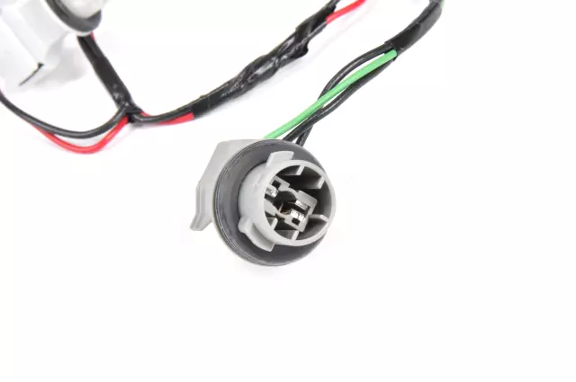 Tail Light Wiring Harness - GM (25921613)