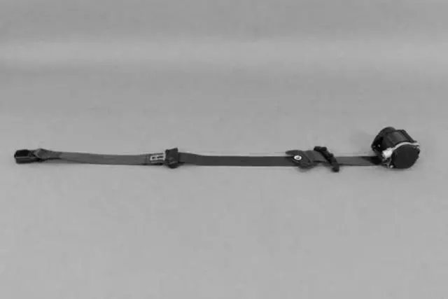 Front Seat Belt And Retractor, Right - Mopar (6DR28DX9AA)