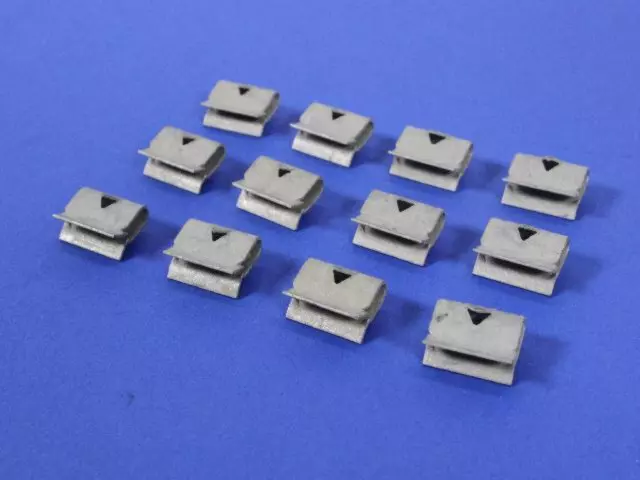 Fascia Clip - Mopar (6036729AA)