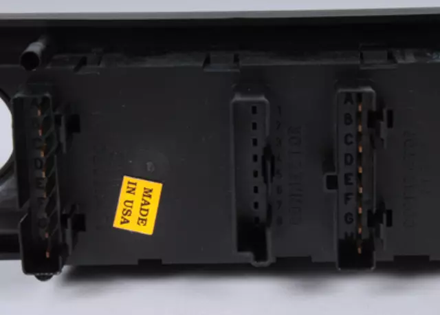 D7077C - Body: ACDelcoâ„¢ Switch Assembly for GM Image