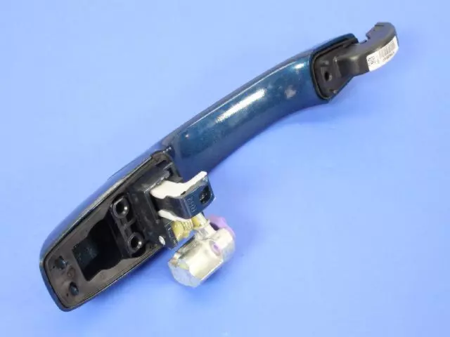Exterior Door Handle, Right - Mopar (1KR96GBSAD)