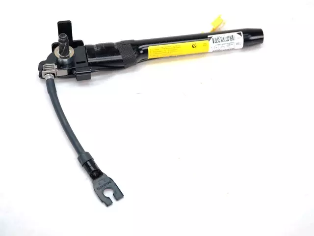 Pre-Tensioner Seat Belt, Right - Mopar (5NE42JXWAA)