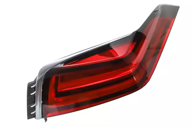 84388403 - : Tail Lamp for Cadillac: CT6 Image