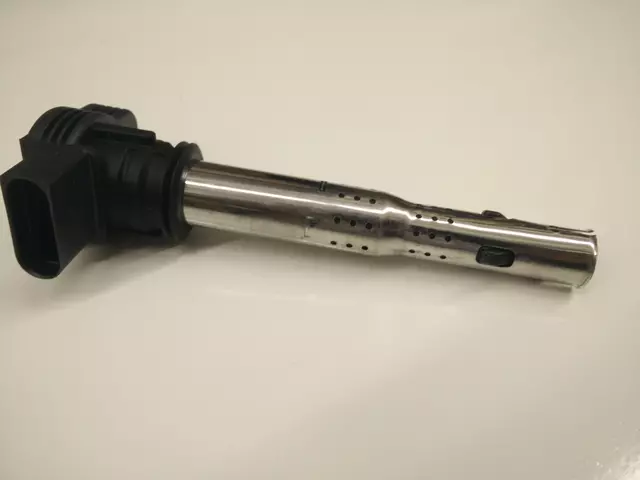 7K905715G - Unclassified: Ignition Coil for Volkswagen: Beetle, CC, Eos, Golf, Golf R, GTI, Jetta, Passat, Rabbit, Tiguan, Tiguan Limited, Touareg Image