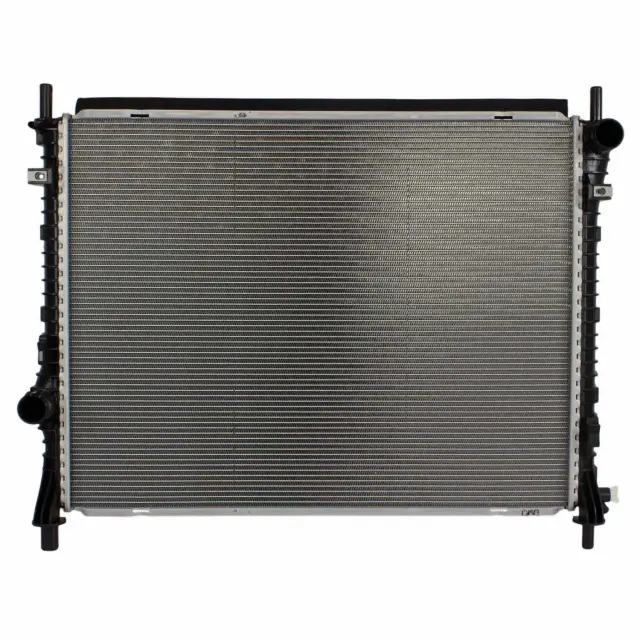 Radiator - Ford (FR3Z-8005-F)
