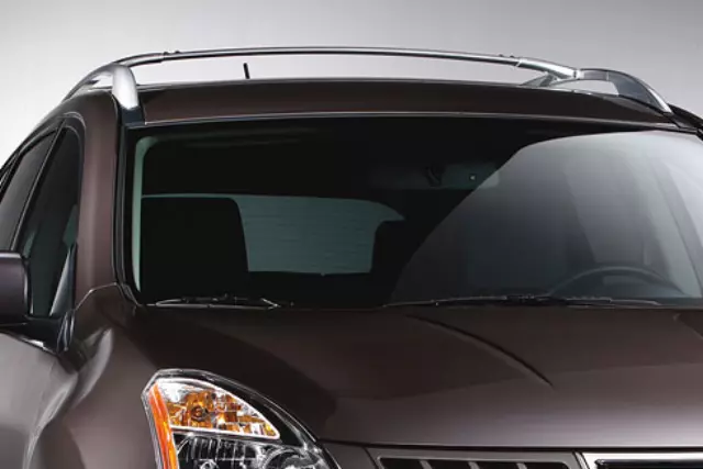 G3805JM00A01 - : 2008-2011 Rogue Roof Rail Crossbars - Silver for Nissan: NV3500, Rogue Image