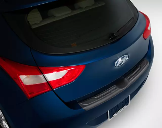 Rear Bumper Appliqu? - Hyundai (A5027-ADU01)