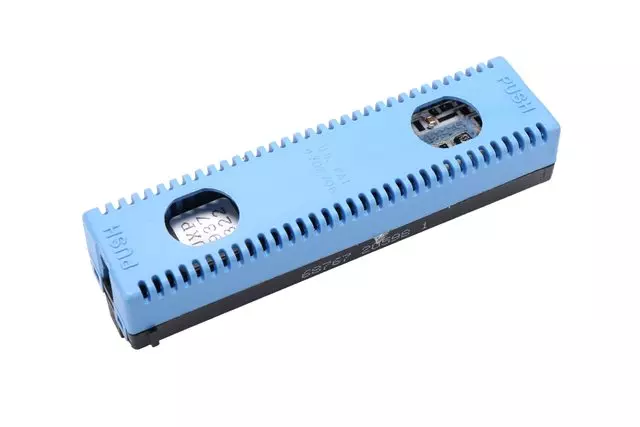 9373322 - : Engine Control Module PROM for GM Image