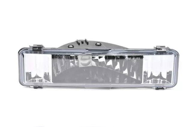 Passenger Side Front Fog Lamp - GM (16520630)