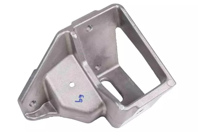 92290251 - : Part# 92290251 Driver Side Engine Mount Bracket for Chevrolet: Caprice, SS | Pontiac: G8 Image